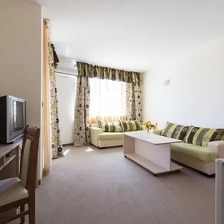 ❤1 Bedroom Ap W Kitchen +washer & Pool View ❤ys❤ Apartment Sunny Beach